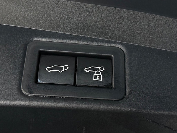 Used Toyota Corolla 2023 for sale - 76069118: Photo 11