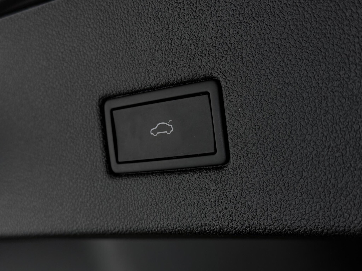 Used Volkswagen T-Roc 2021 for sale - 77259805: Photo 11