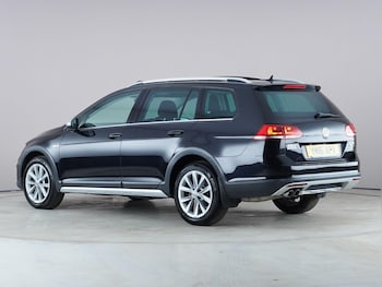 Used Volkswagen Golf 2016 for sale - 78505063: Photo