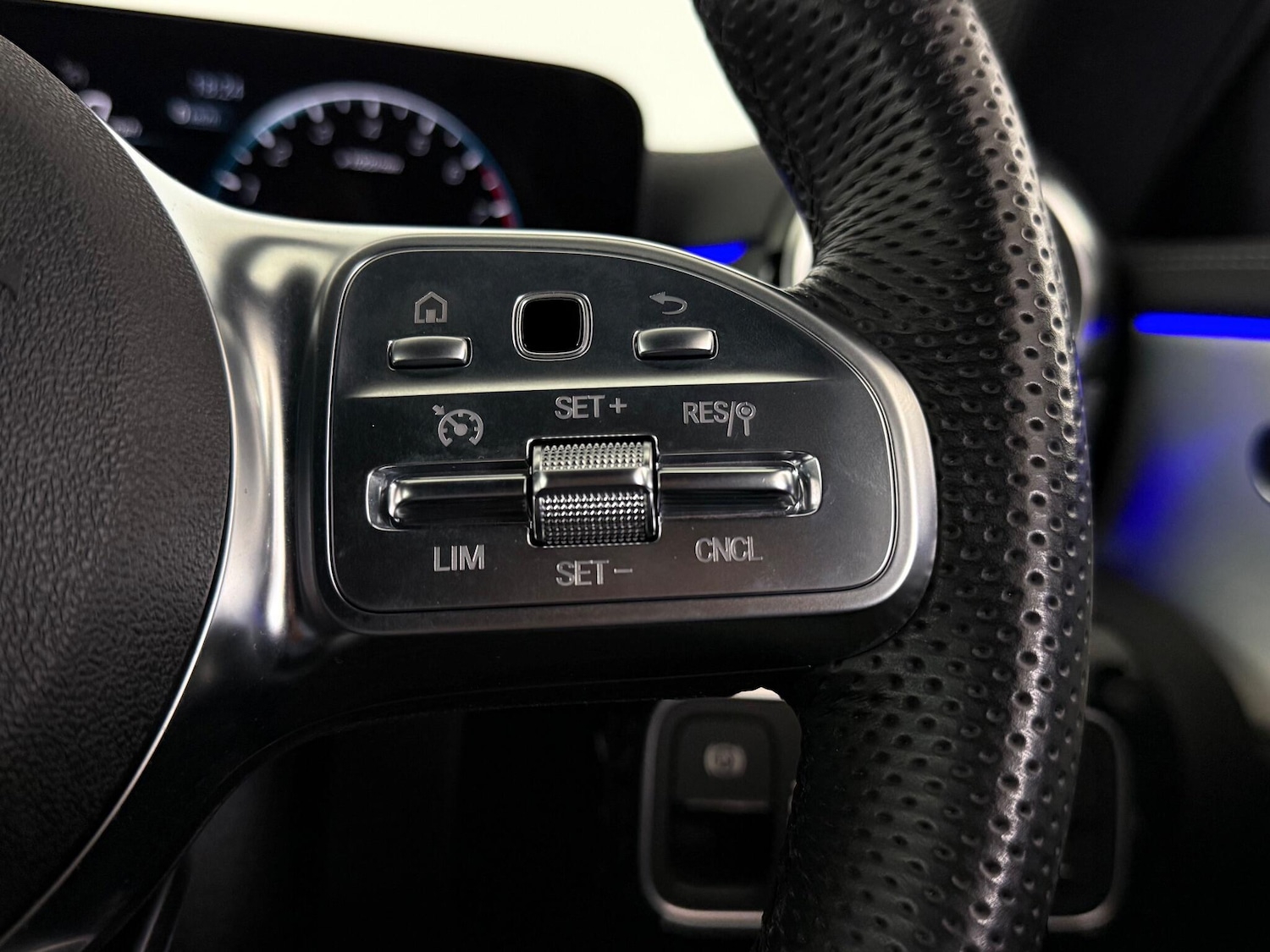 Used Mercedes-Benz CLA 2022 for sale - 76801226: Photo 25