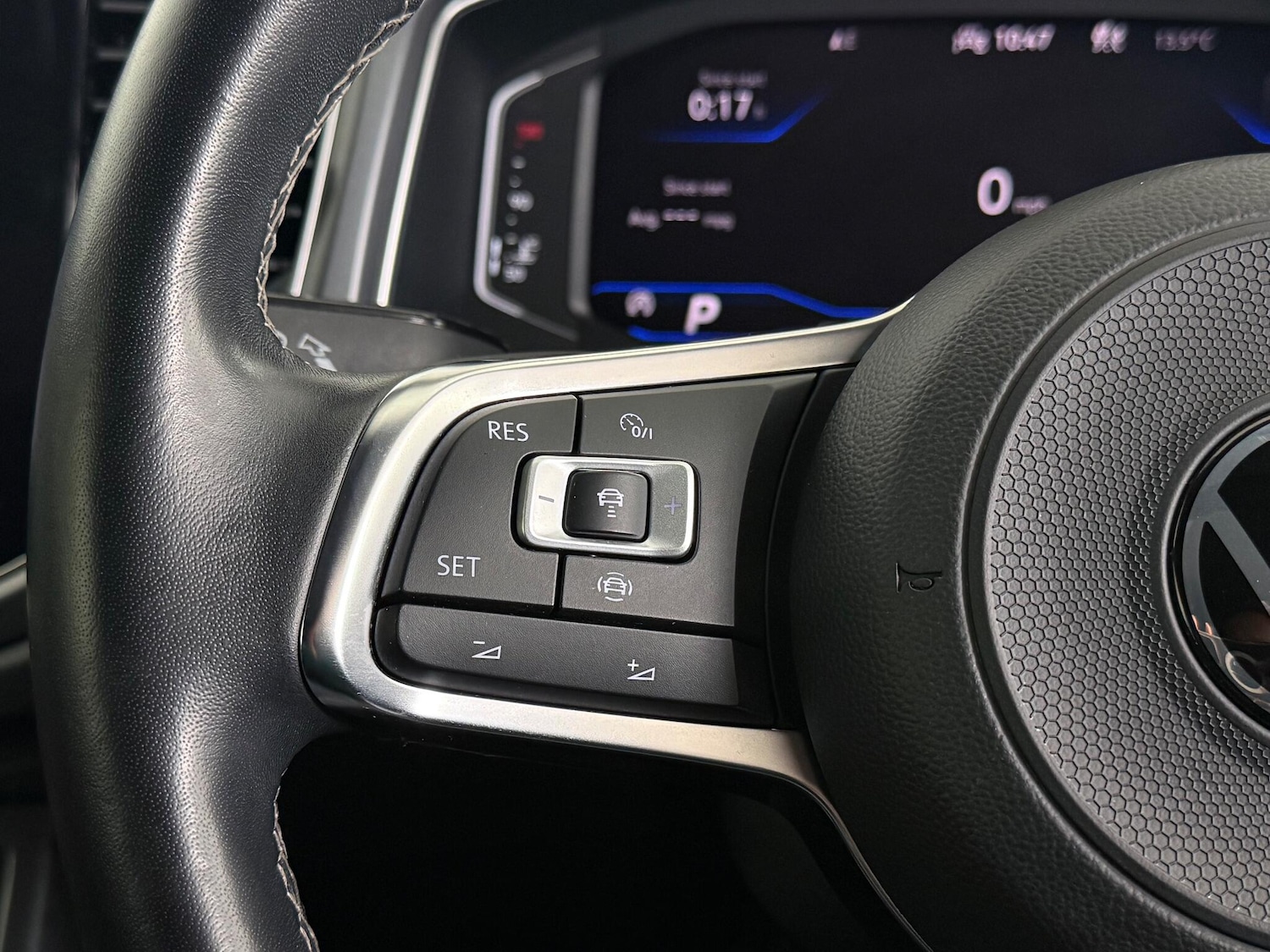 Used Volkswagen T-Roc 2021 for sale - 77243515: Photo 21