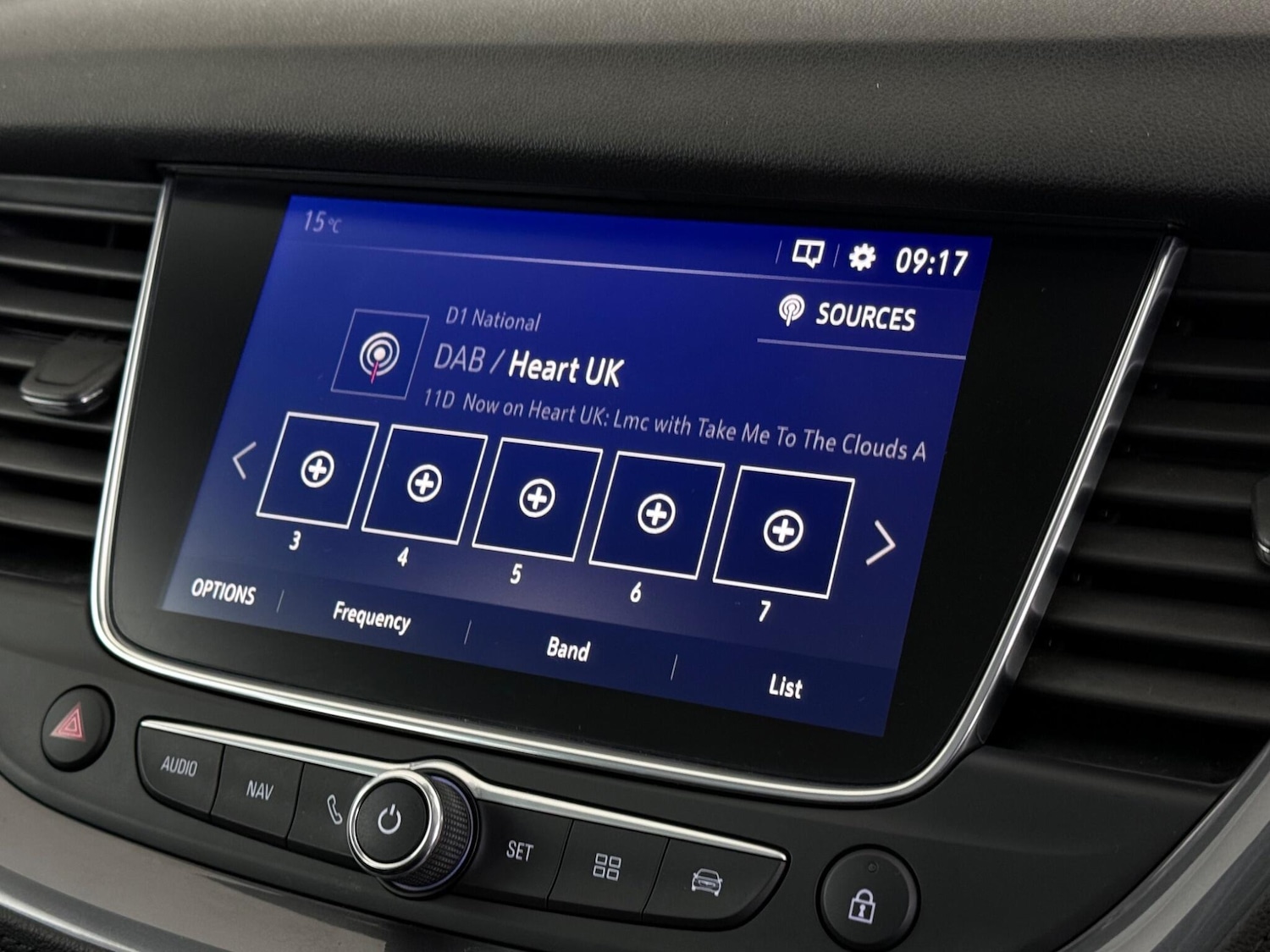 Used Vauxhall Grandland X 2018 for sale - 77221829: Photo 25