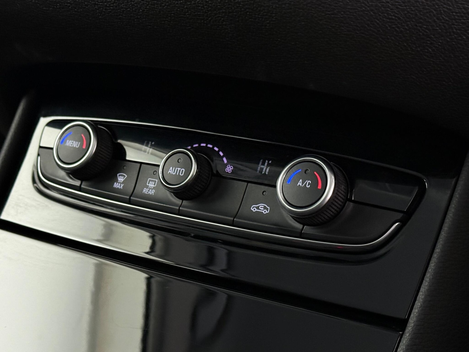 Used Vauxhall Grandland X 2018 for sale - 77221829: Photo 33