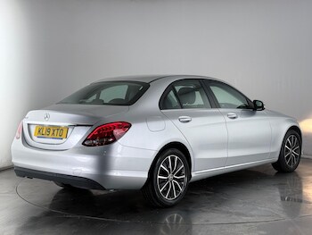 Used Mercedes-Benz C Class 2019 for sale - 77243820: Photo