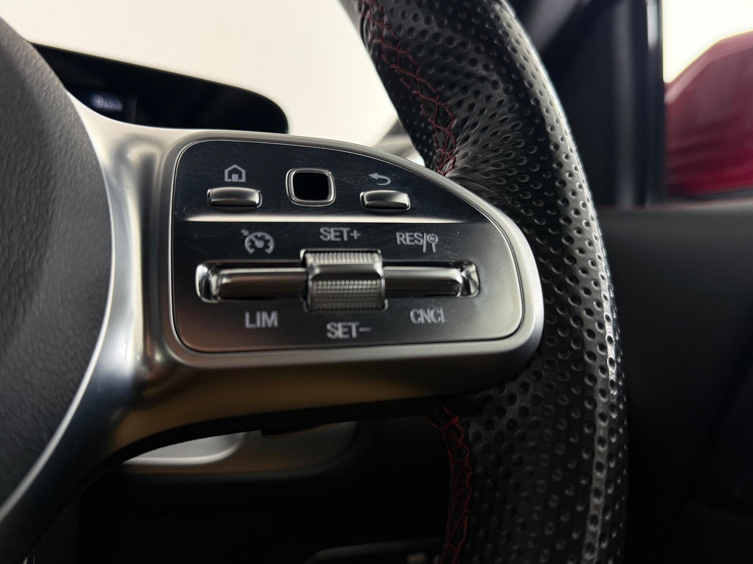 Used Mercedes-Benz GLB 2022 for sale - 77131168: Photo 23