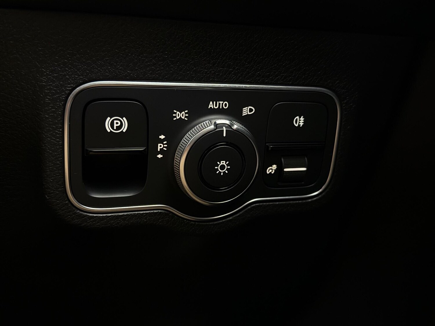 Used Mercedes-Benz GLB 2022 for sale - 77131168: Photo 37