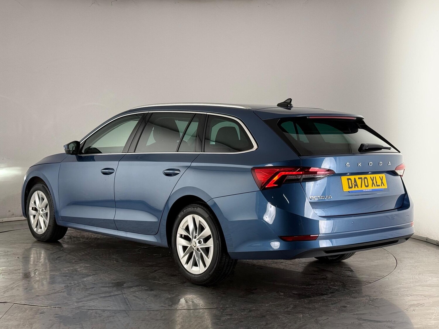 Used Skoda Octavia 2020 for sale - 77180950: Photo 3