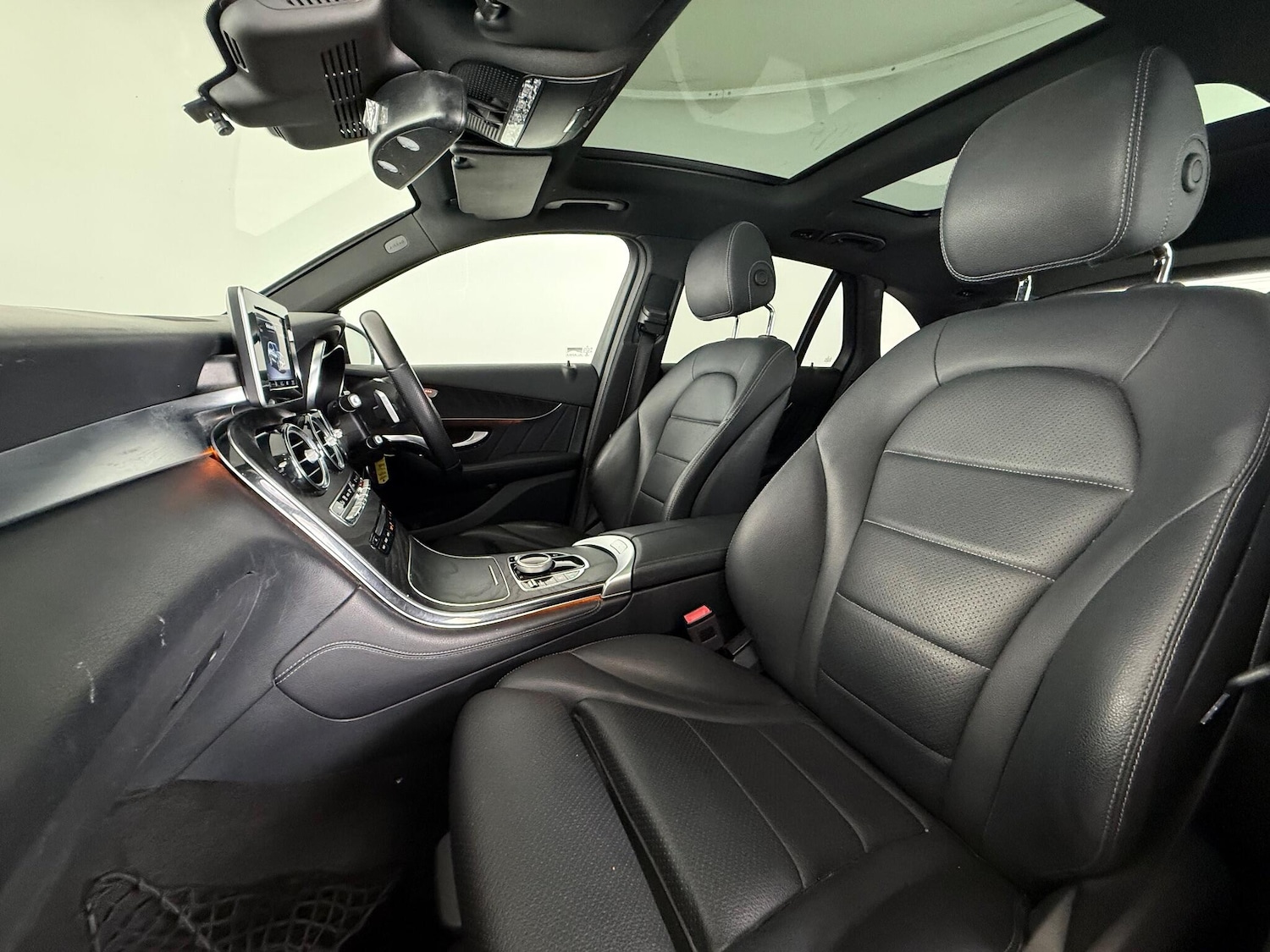 Used Mercedes-Benz GLC 2019 for sale - 77243633: Photo 11