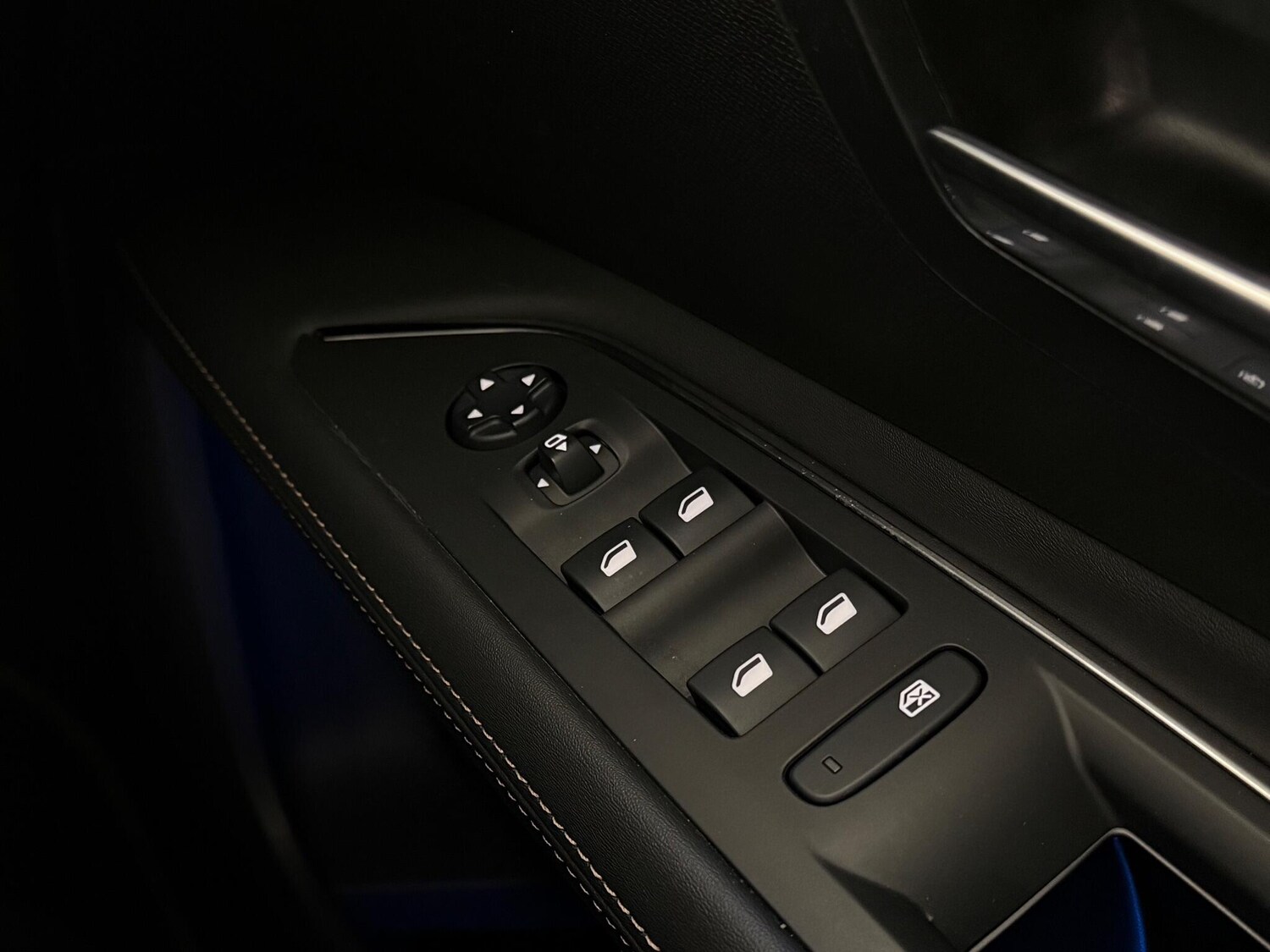 Used Peugeot 3008 2020 for sale - 76714548: Photo 27