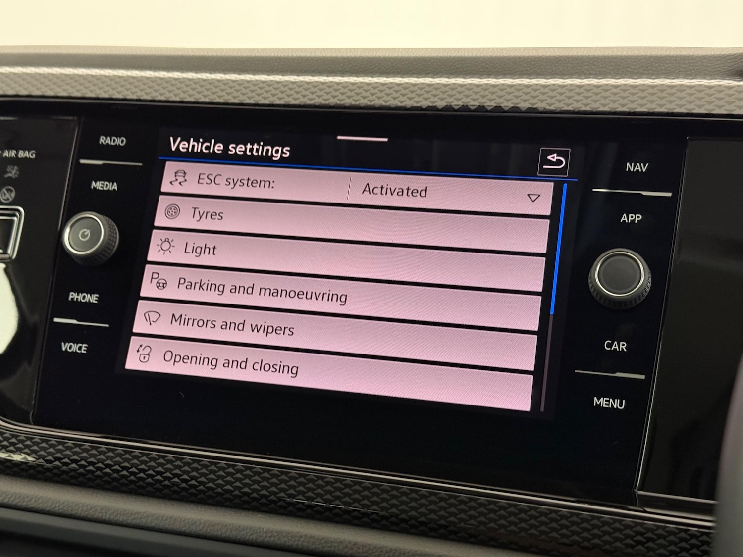 Used Volkswagen Taigo 2022 for sale - 77216894: Photo 28