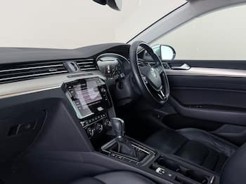 Used Volkswagen Arteon 2019 for sale - 79691704: Photo
