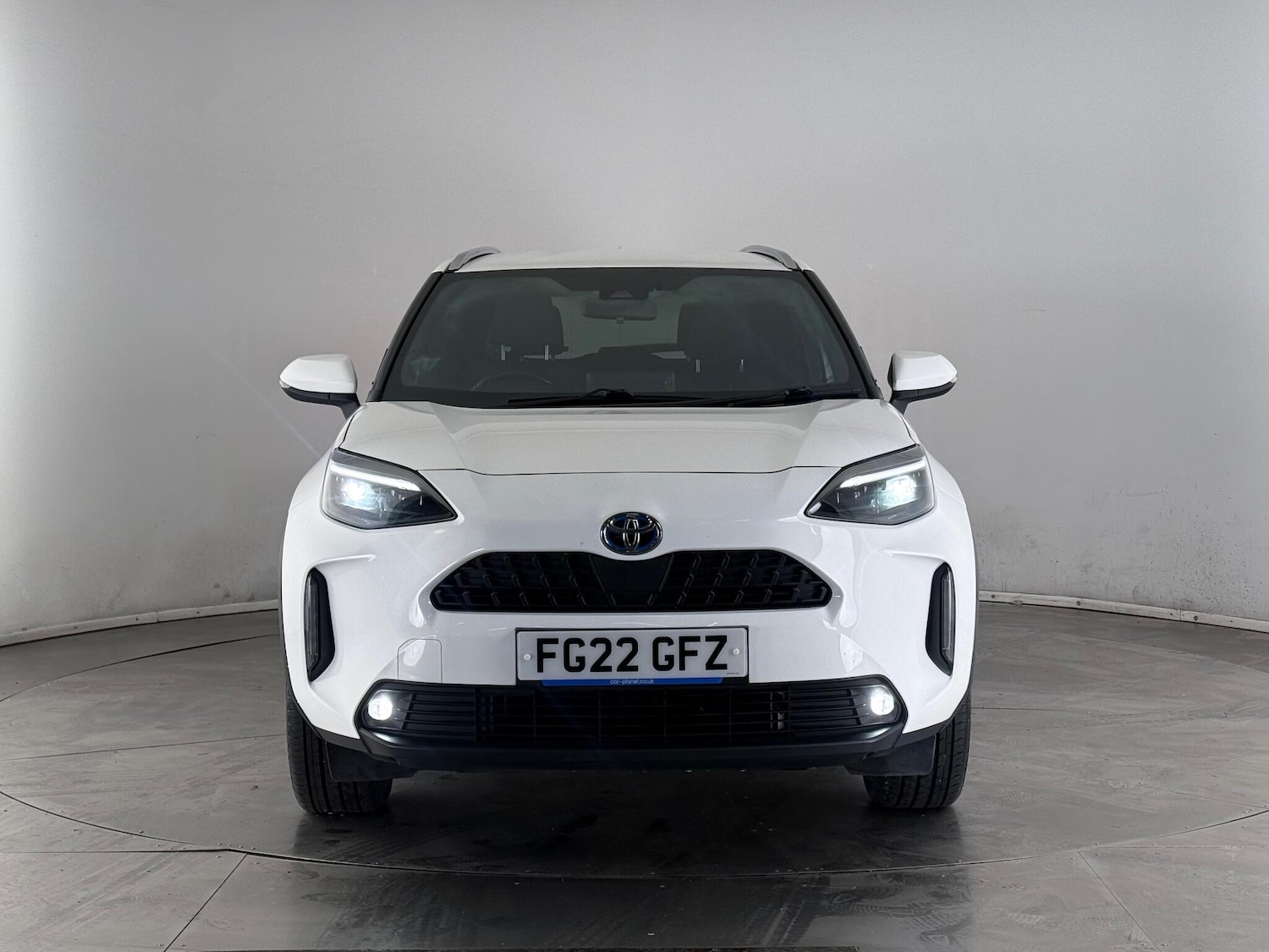 Used Toyota Yaris Cross 2022 for sale - 77260435: Photo 2