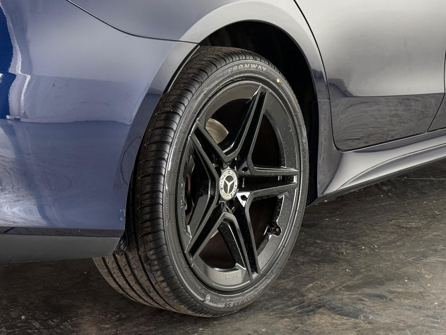 Used Mercedes-Benz CLS 2019 for sale - 76468219: Photo 12