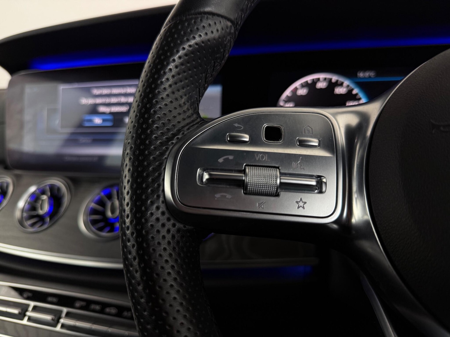 Used Mercedes-Benz CLS 2019 for sale - 76468219: Photo 23