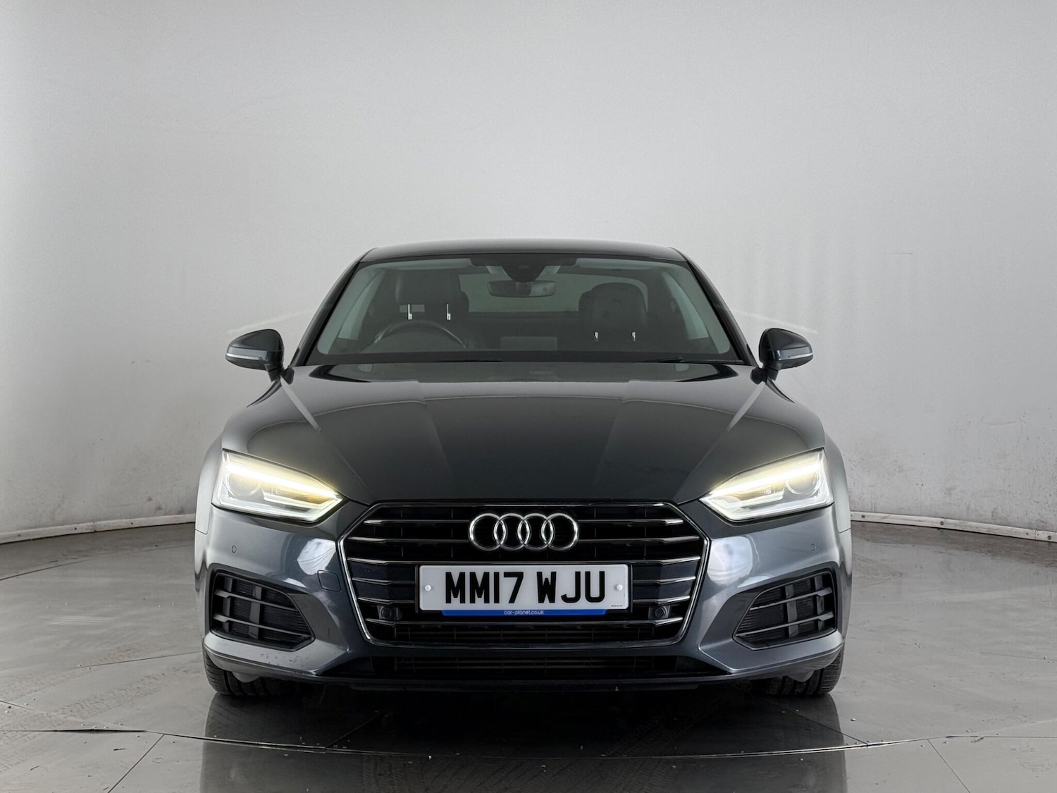 Used Audi A5 2017 for sale - 77441509: Photo 2