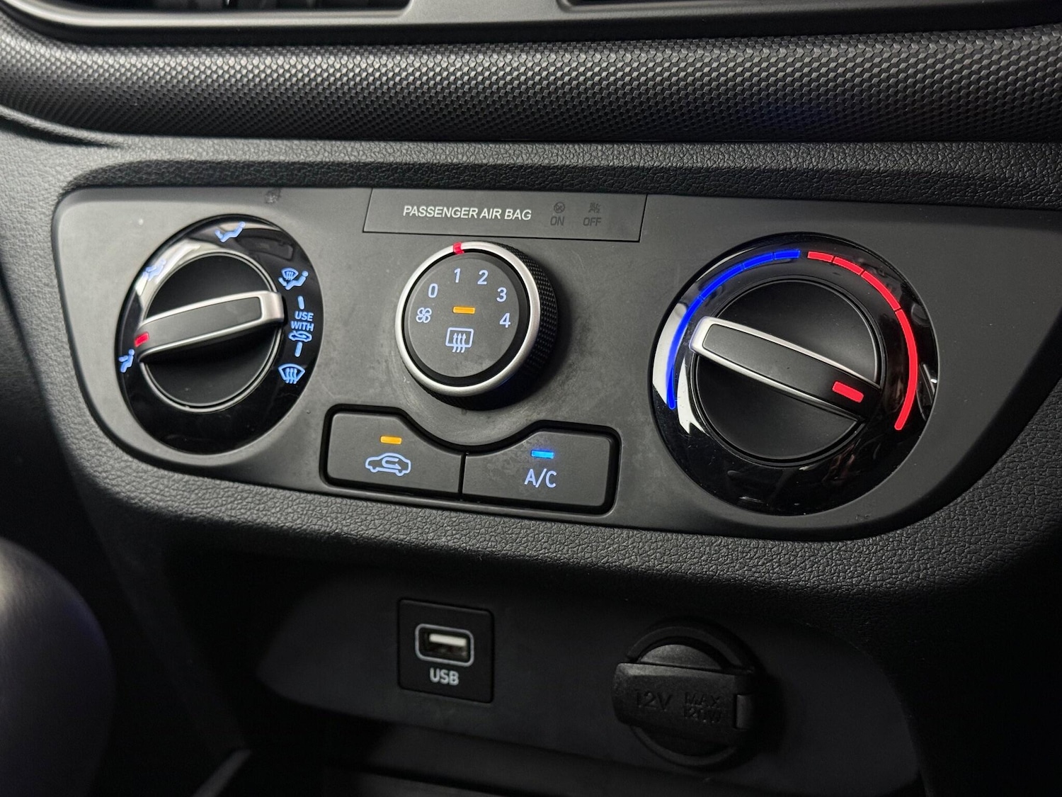 Used Hyundai i10 2020 for sale - 77246046: Photo 31