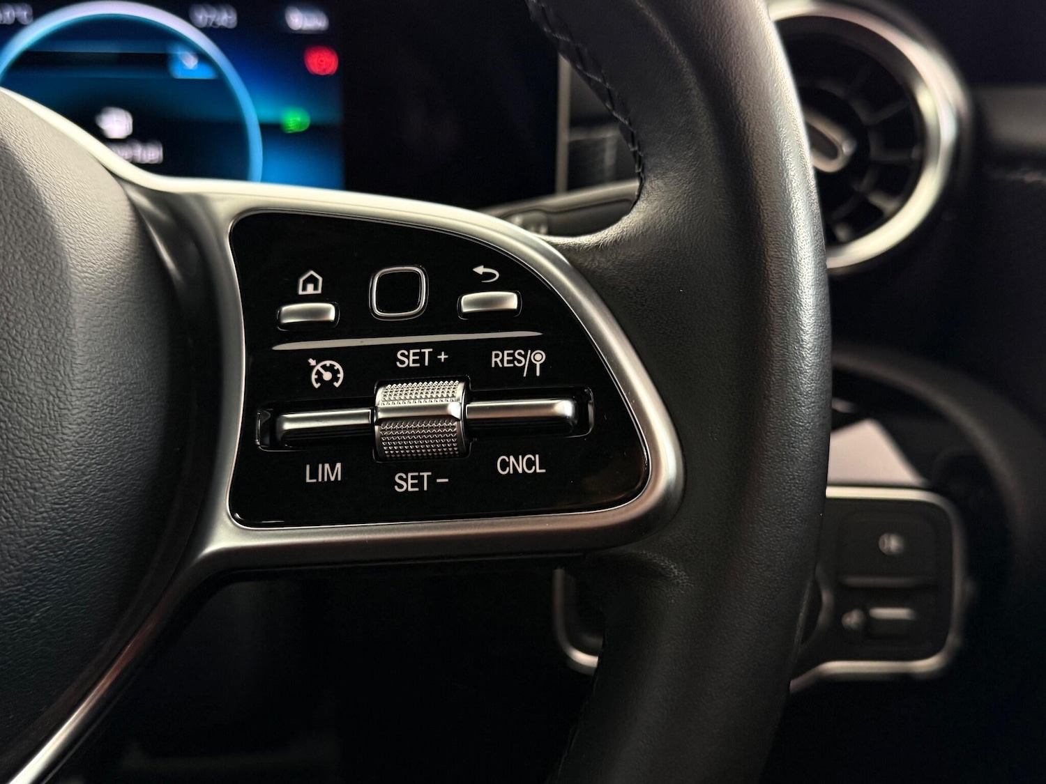 Used Mercedes-Benz A-Class 2020 for sale - 76468732: Photo 24