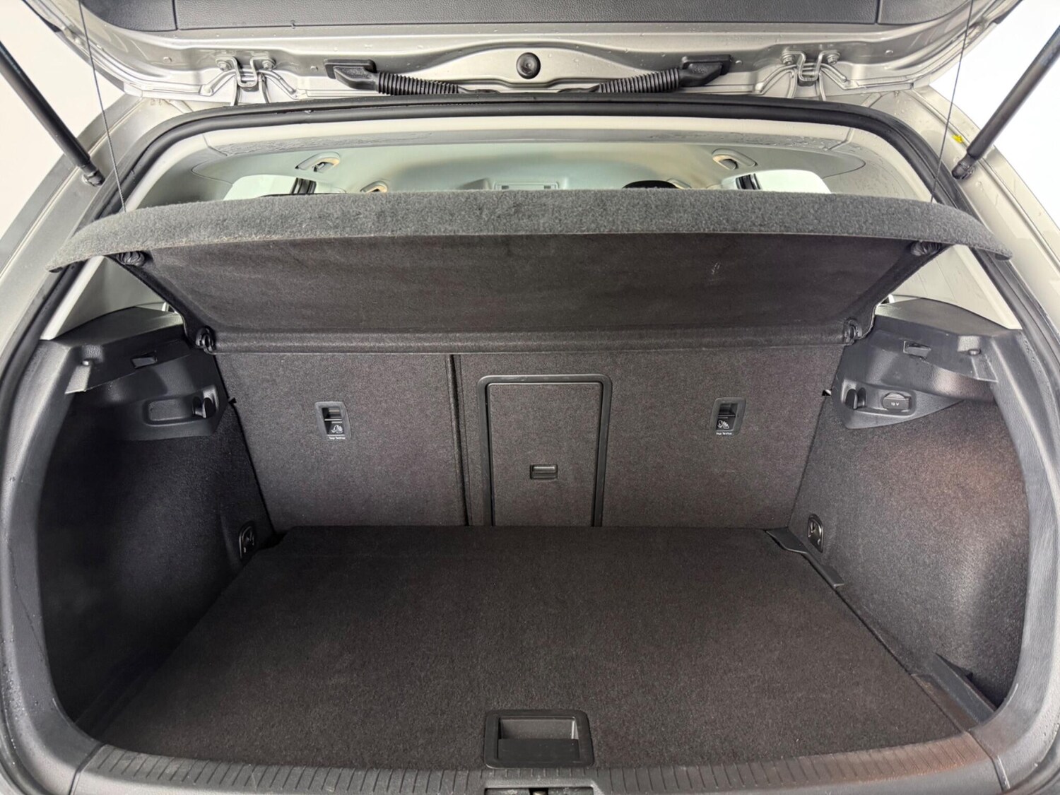 Used Volkswagen Golf 2018 for sale - 77511498: Photo 10