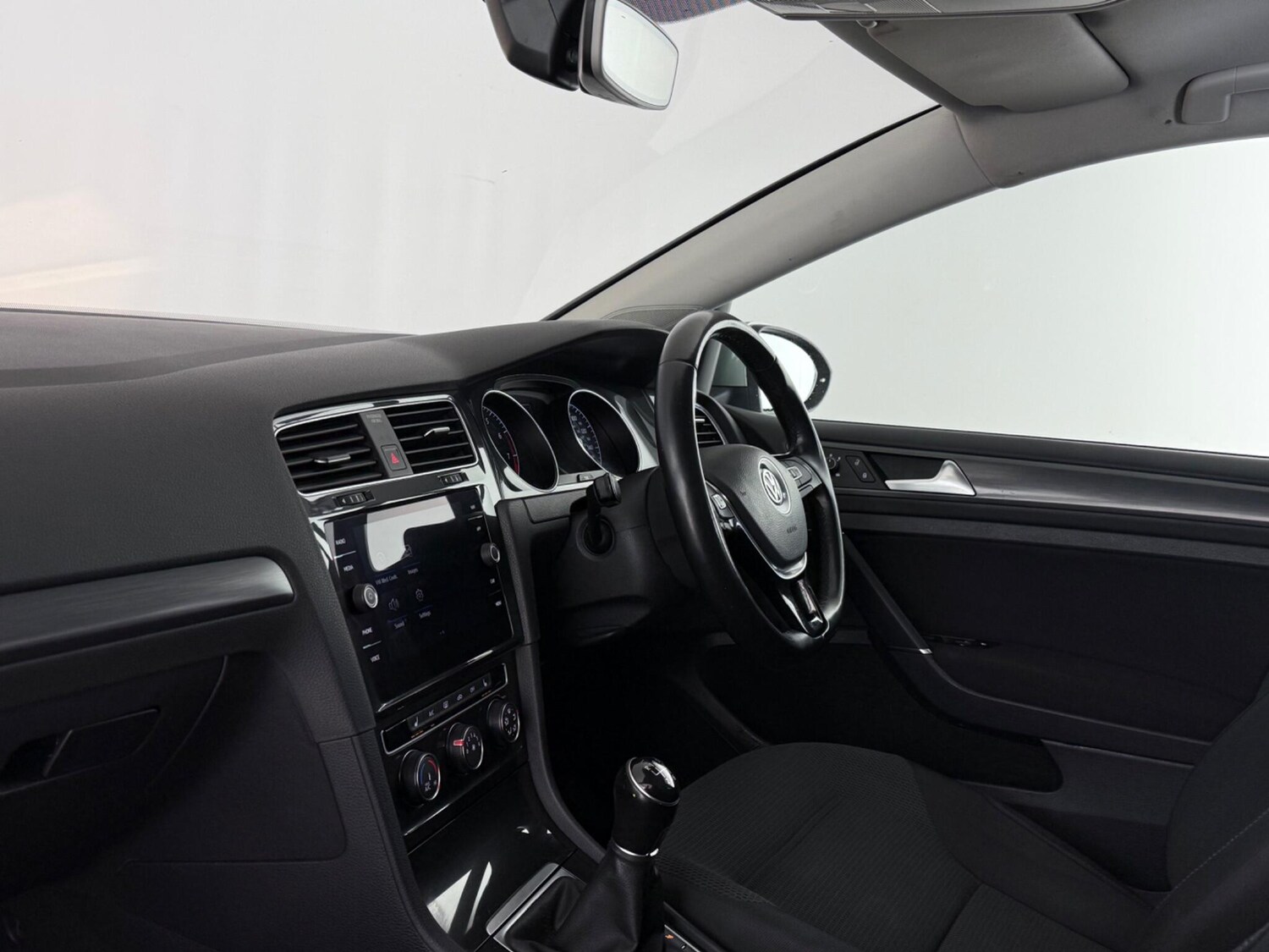 Used Volkswagen Golf 2018 for sale - 77511498: Photo 15