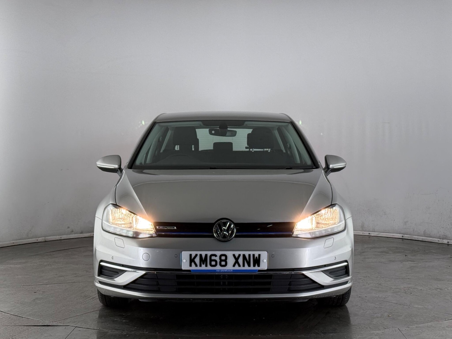 Used Volkswagen Golf 2018 for sale - 77511498: Photo 2