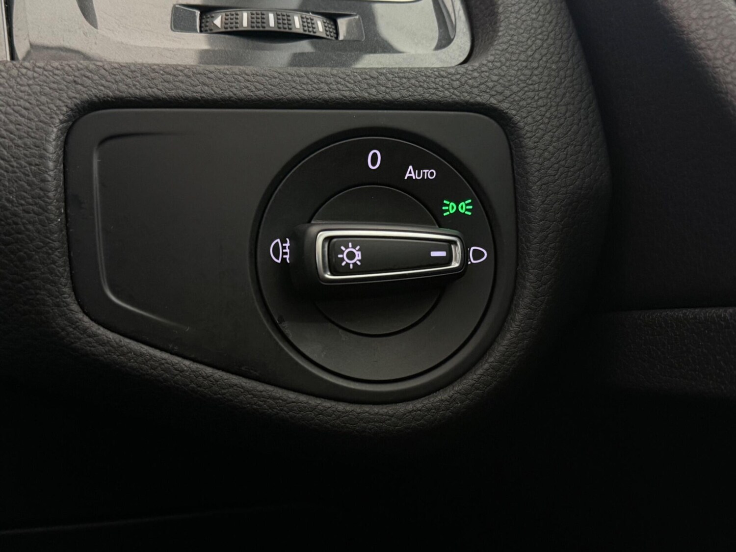 Used Volkswagen Golf 2018 for sale - 77511498: Photo 32