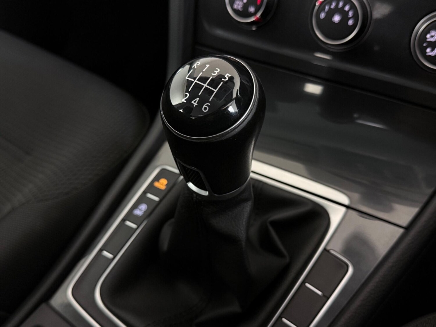 Used Volkswagen Golf 2018 for sale - 77511498: Photo 33