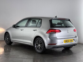 Used Volkswagen Golf 2018 for sale - 77511498: Photo