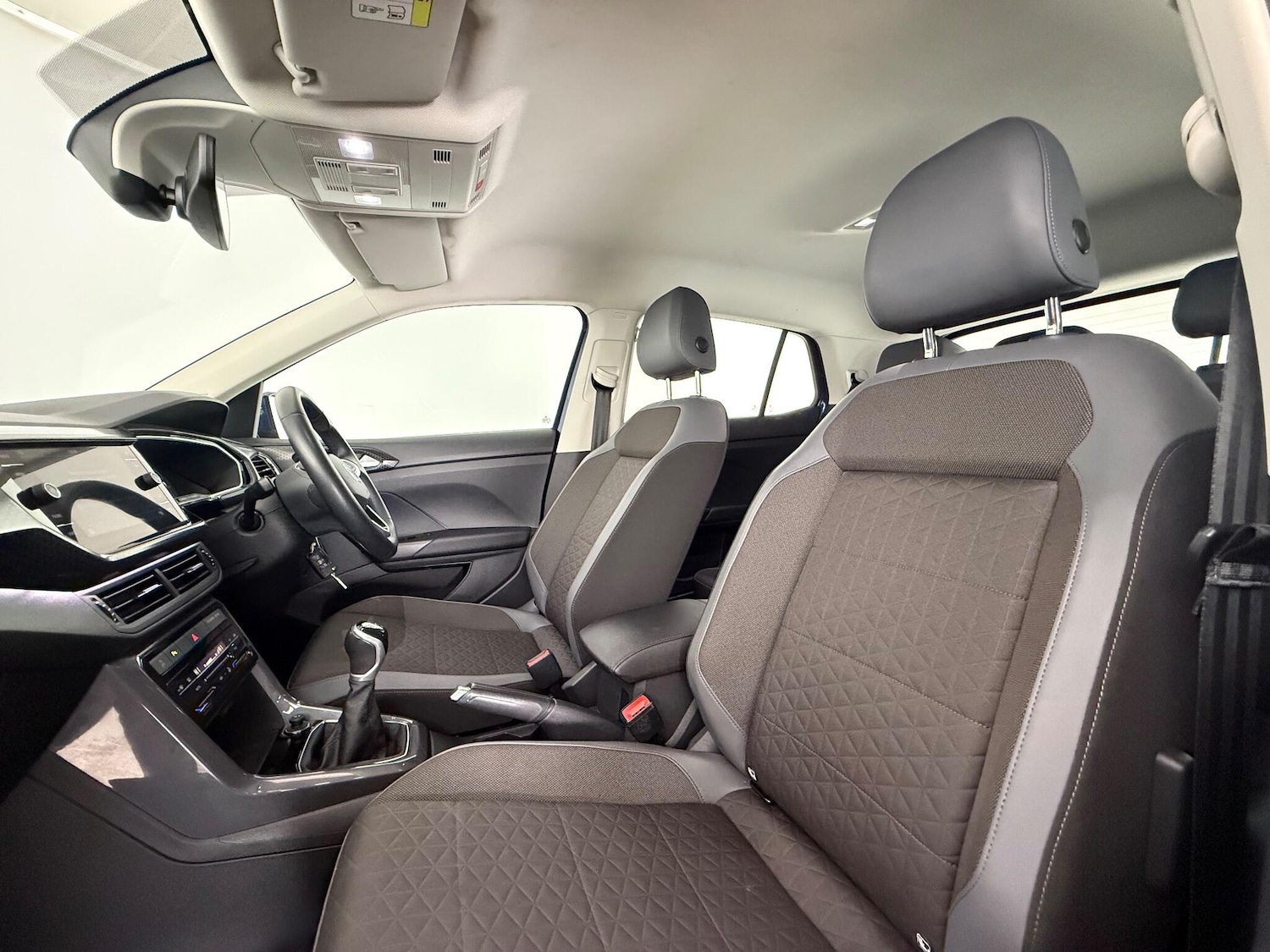 Used Volkswagen T-Cross for sale - 76468624: Photo 15