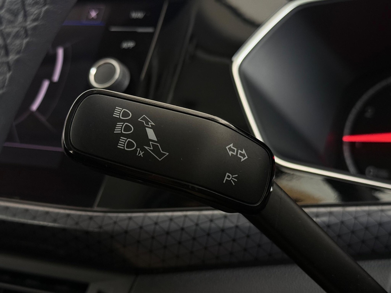 Used Volkswagen T-Cross for sale - 76468624: Photo 25