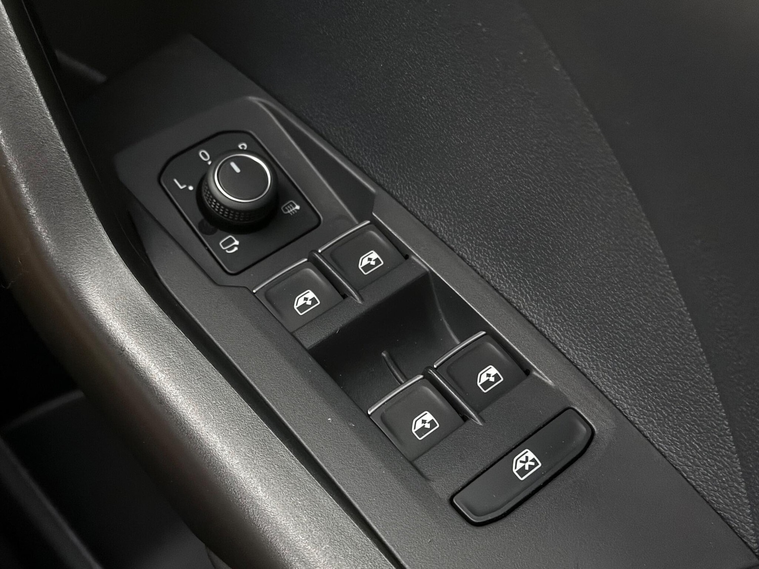 Used Volkswagen T-Cross for sale - 76468624: Photo 39