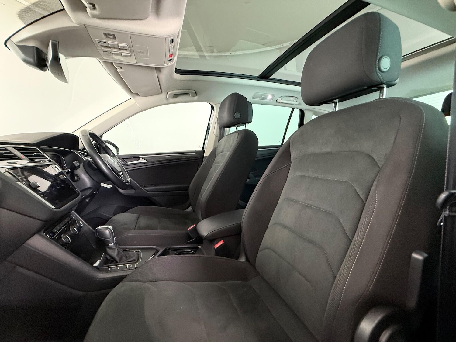 Used Volkswagen Tiguan 2019 for sale - 77242914: Photo 12