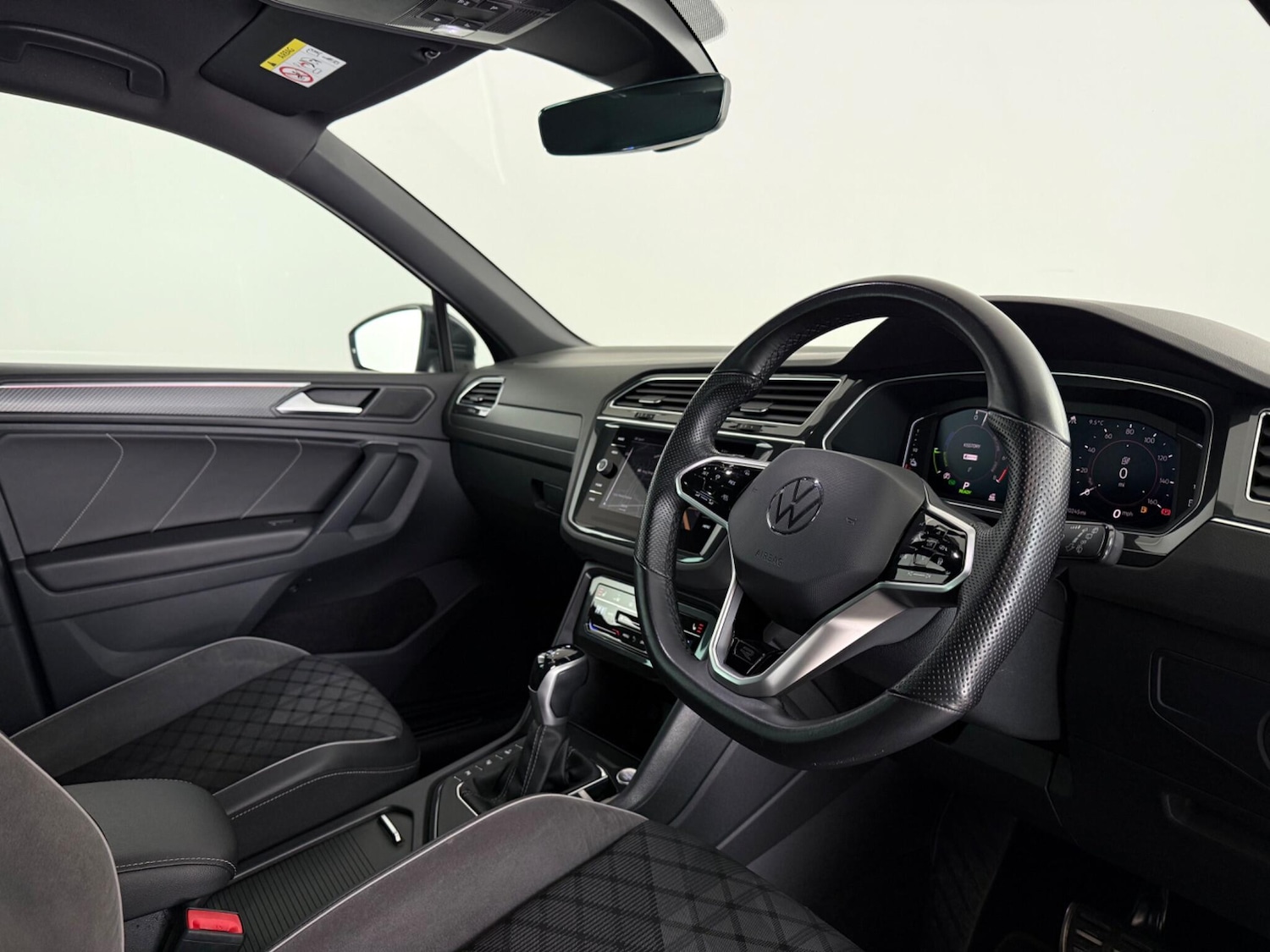 Used Volkswagen Tiguan 2023 for sale - 77803038: Photo 11