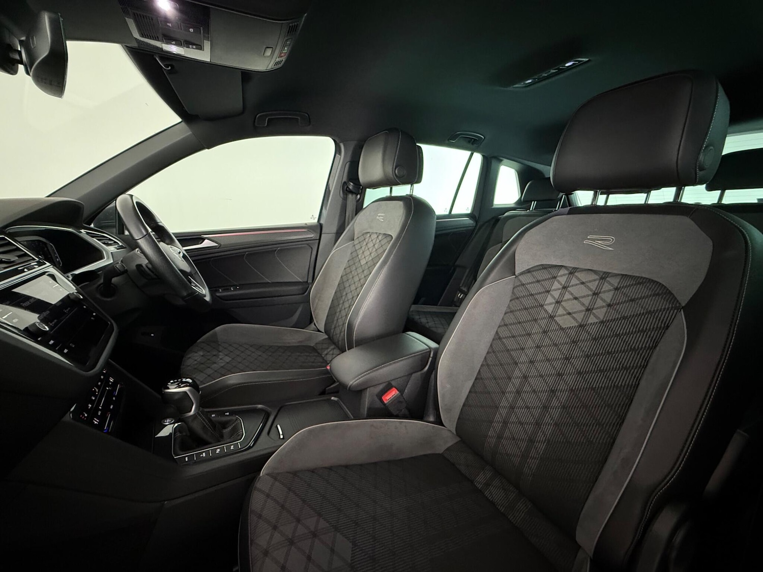 Used Volkswagen Tiguan 2023 for sale - 77803038: Photo 14