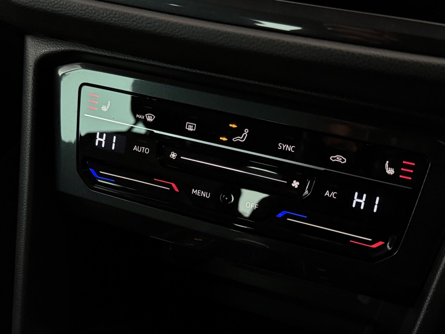 Used Volkswagen Tiguan 2023 for sale - 77803038: Photo 36