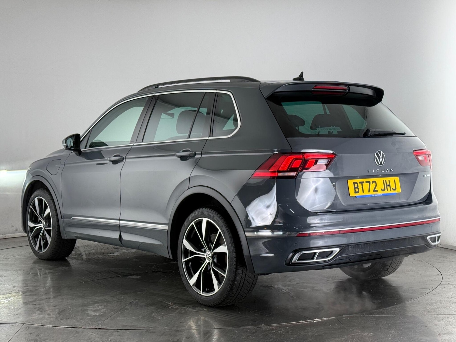 Used Volkswagen Tiguan 2023 for sale - 77803038: Photo 4