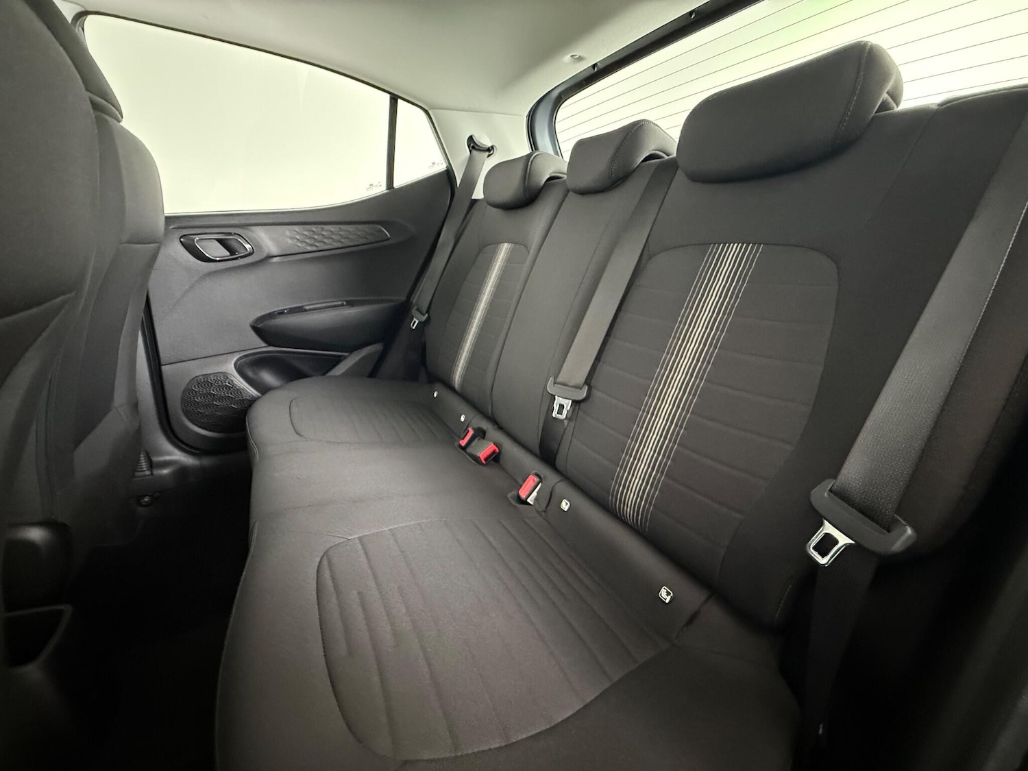 Used Hyundai i10 2023 for sale - 76468437: Photo 18