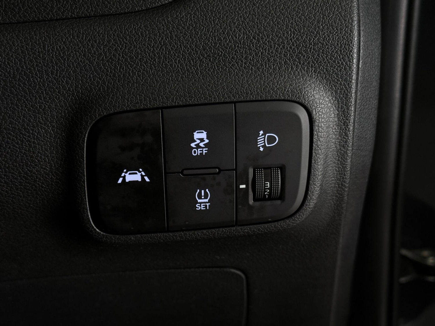 Used Hyundai i10 2023 for sale - 76468437: Photo 22