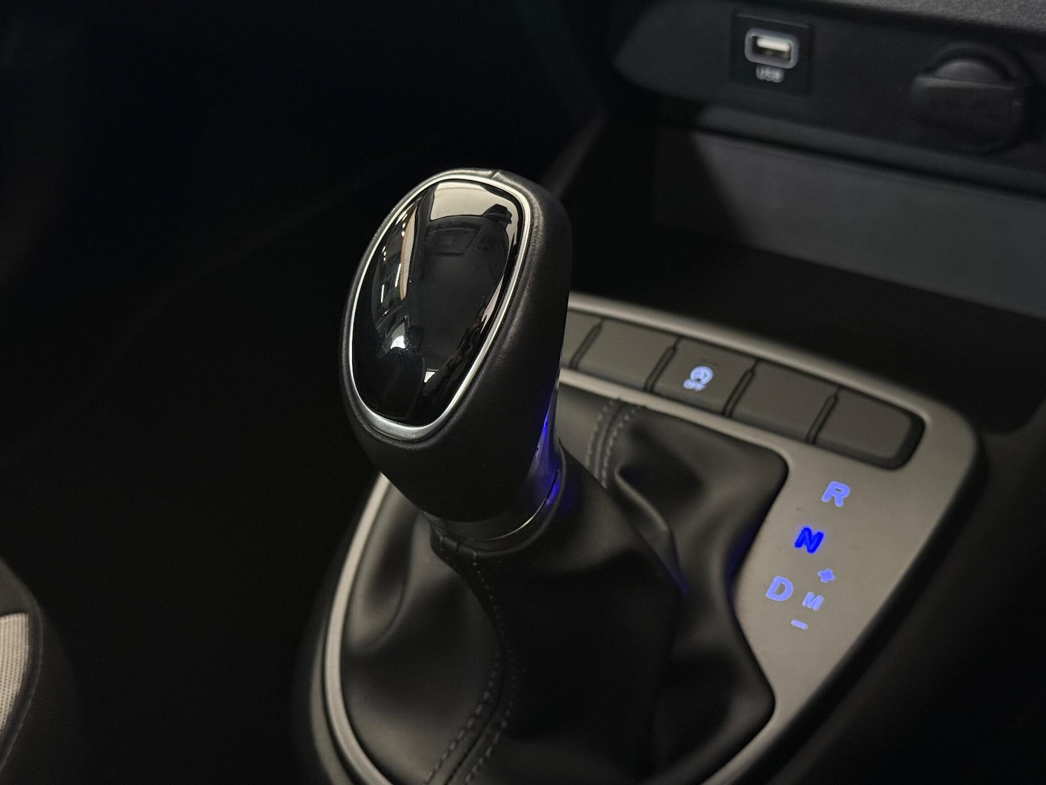 Used Hyundai i10 2023 for sale - 76468437: Photo 36