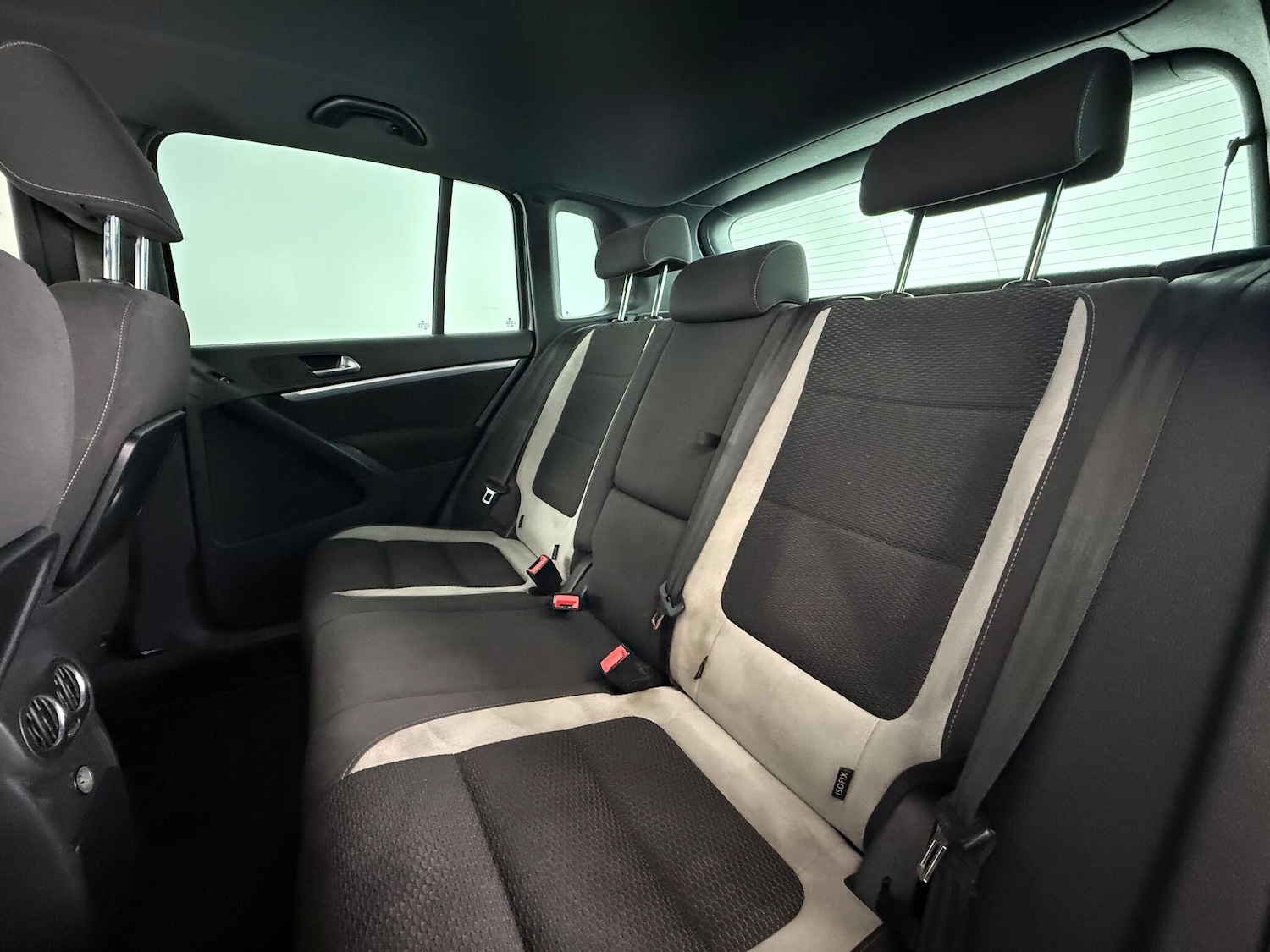 Used Volkswagen Tiguan 2015 for sale - 78185862: Photo 15