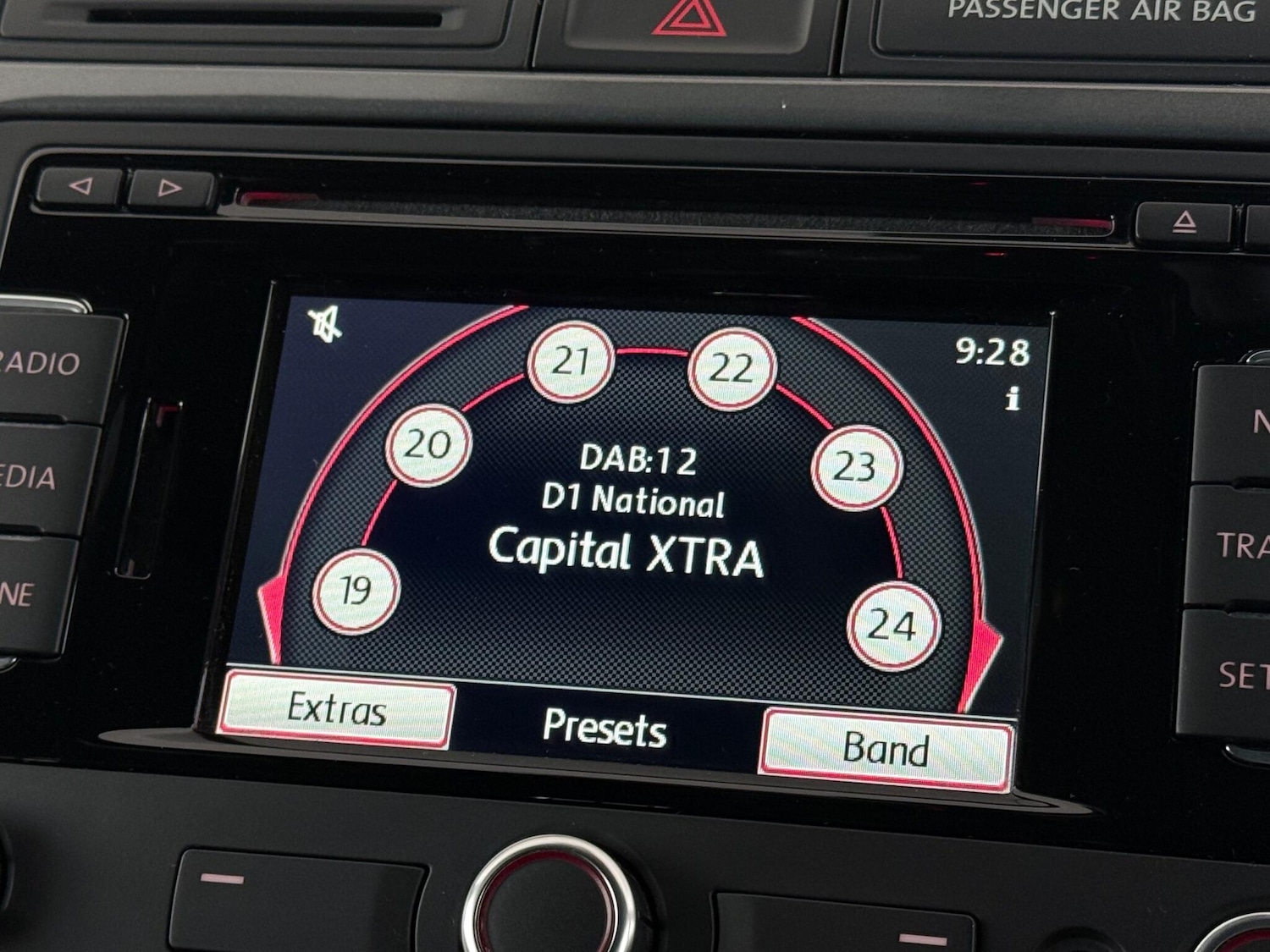 Used Volkswagen Tiguan 2015 for sale - 78185862: Photo 24