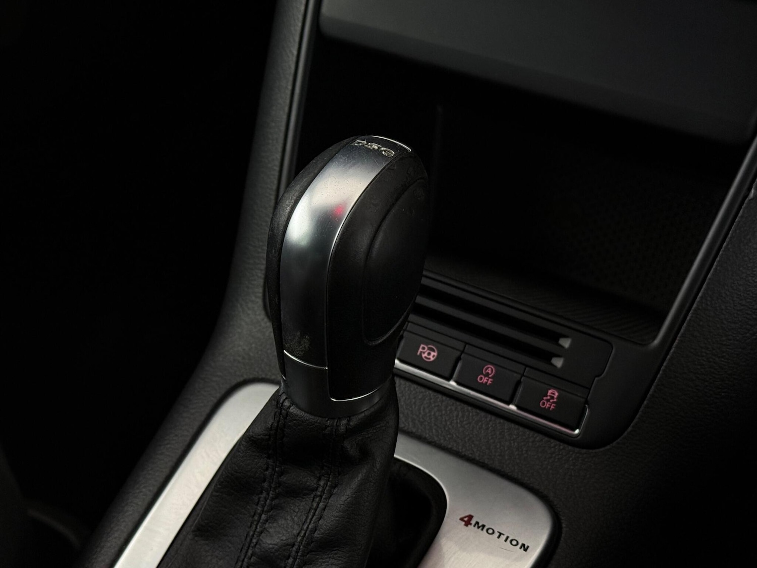 Used Volkswagen Tiguan 2015 for sale - 78185862: Photo 31