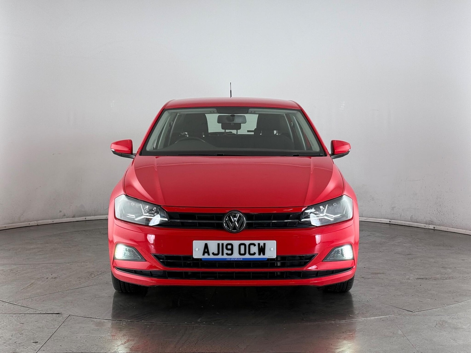 Used Volkswagen Polo 2019 for sale - 77221574: Photo 2