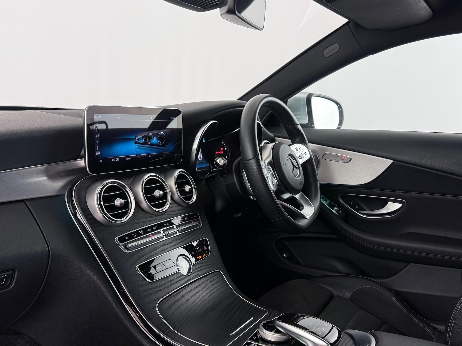 Used Mercedes-Benz C Class 2019 for sale - 77268283: Photo 16