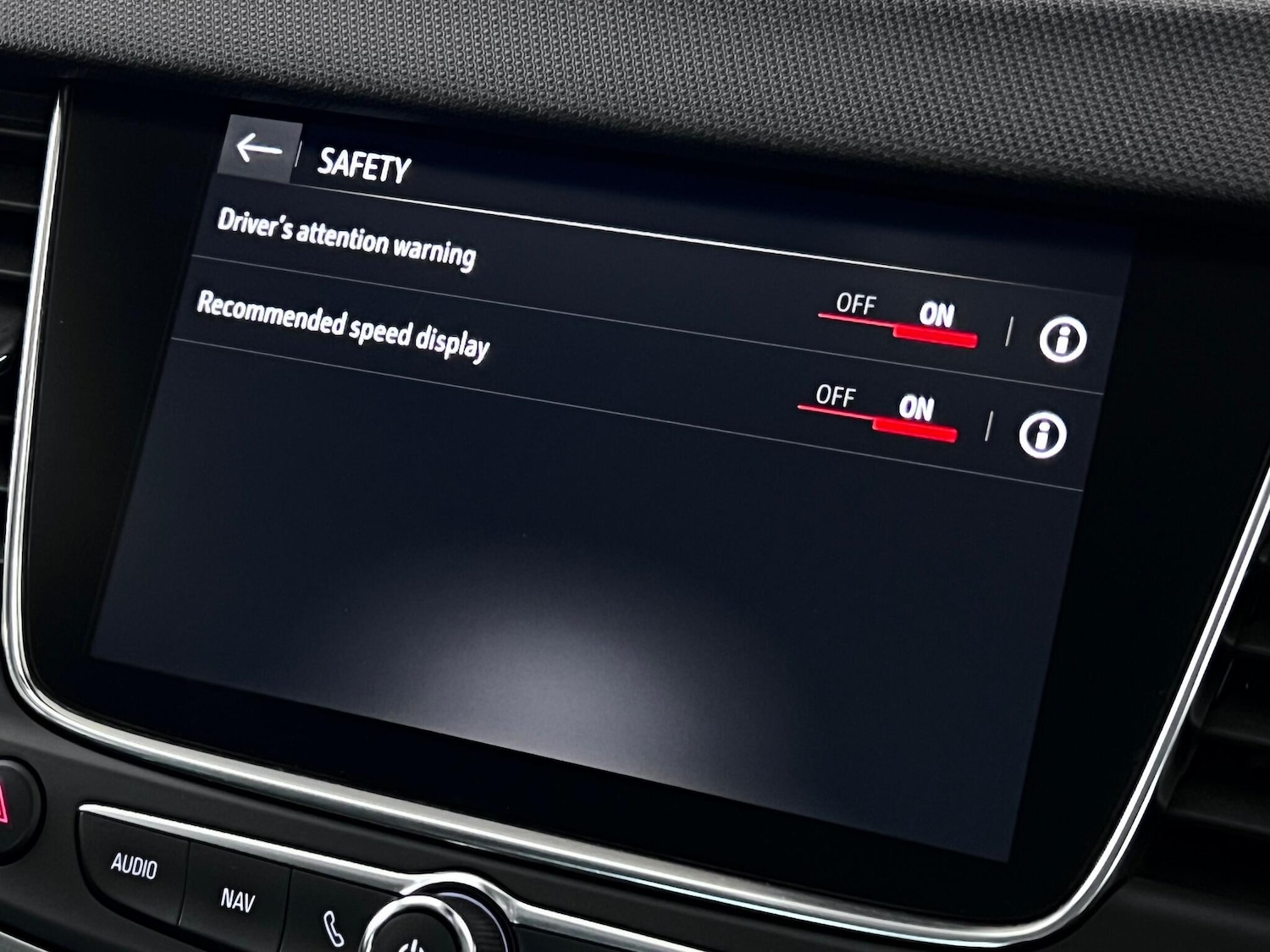 Used Vauxhall Crossland 2021 for sale - 76468690: Photo 35