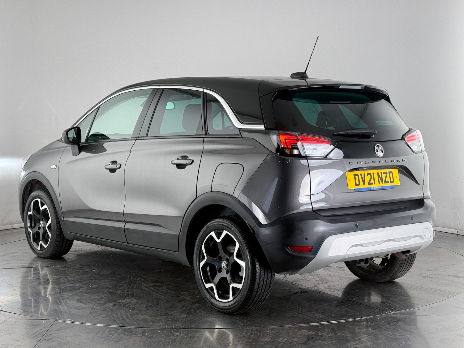 Used Vauxhall Crossland 2021 for sale - 76468690: Photo 4