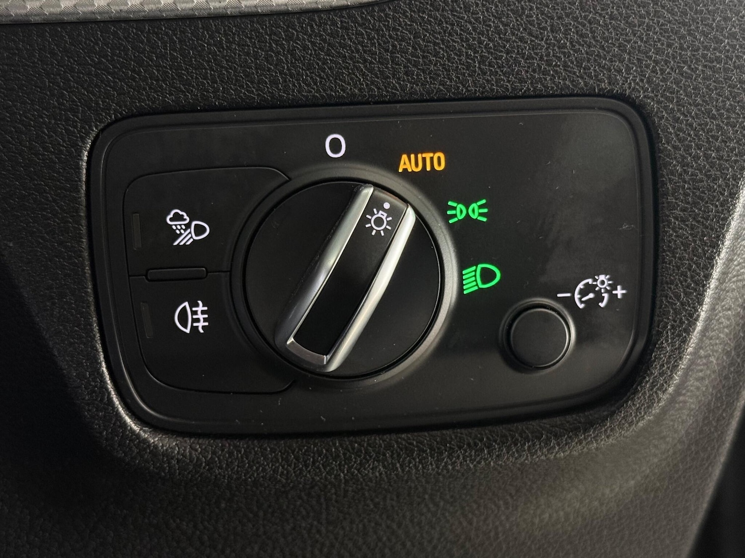 Used Audi Q2 2021 for sale - 77246425: Photo 25