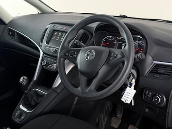Used Vauxhall Zafira Tourer 2017 for sale - 79497306: Photo