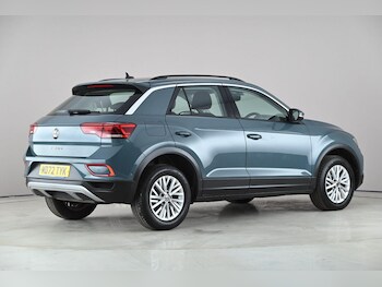 Used Volkswagen T-Roc 2023 for sale - 78205561: Photo