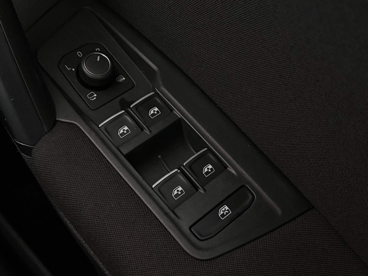 Used Volkswagen Tiguan 2018 for sale - 77180855: Photo 16