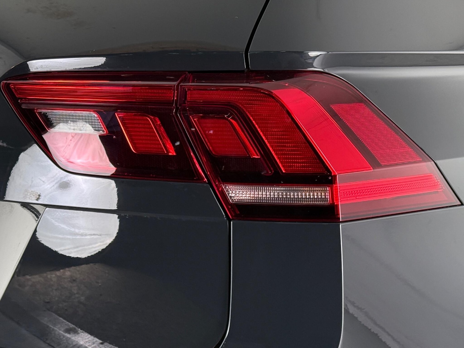 Used Volkswagen Tiguan 2018 for sale - 77180855: Photo 9